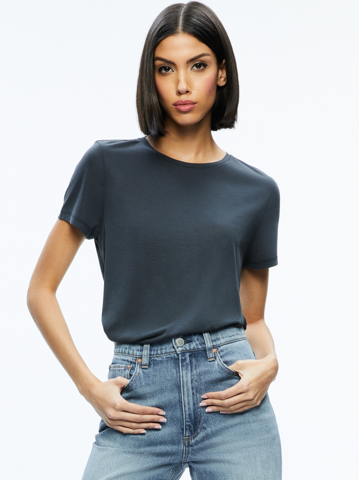 PERFECT TEE - BLACK - Alice And Olivia